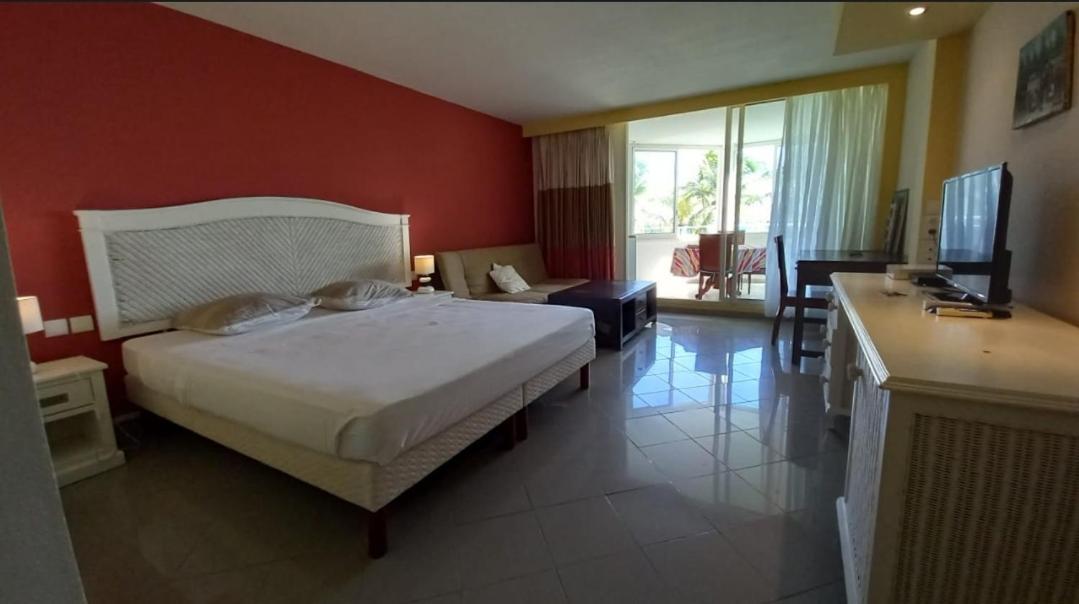 F1 Vue Mer, Acces Plage, En Centre-ville Appartement Le Gosier (Grande-Terre)