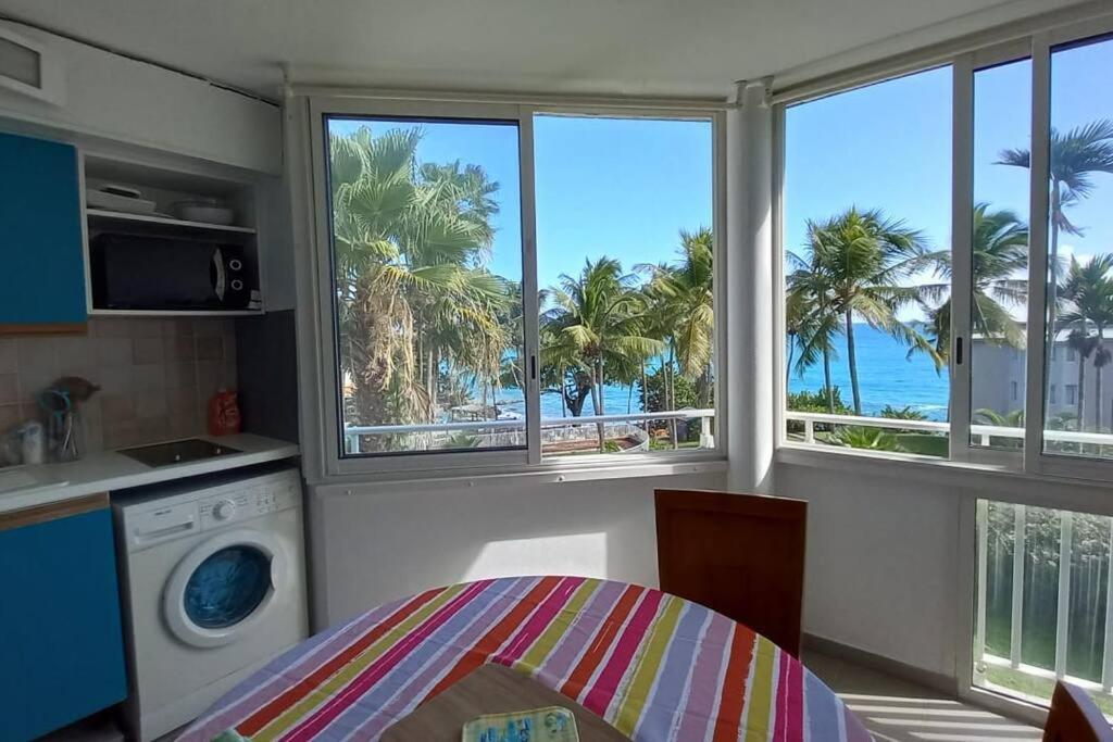 F1 Vue Mer, Acces Plage, En Centre-ville * Le Gosier (Grande-Terre)